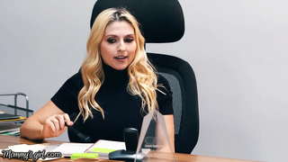 Sex Cu Degetul Pauză La Birou