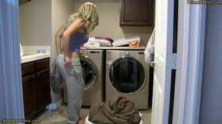 Min Stedmor Vil ikke Fortælle Min StepDad Vi er Fucking