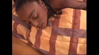 Czarna kobieta Studentka pieprzy się w Hotelu w Domowym Amatorskim porno Wideo