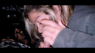 ���ैं ले लिया मेरे साथ एक सवारी के लिए, एक युवा लड़की की मदद और देखो वह क्या किया था.