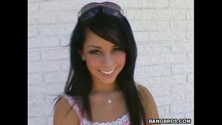 BANGBROS? שירותים זין