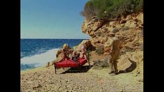 .com 4752627 הלן דובל 3 בנות שירות שיחה