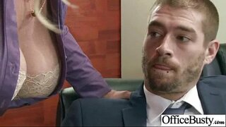 (eva not) Ofisina di Mucha Ku Grandi Melón Ta Gosa di Parto Duru Den e Ofisina di nov-