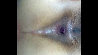 A ' toirt dha le anal gu mo elf