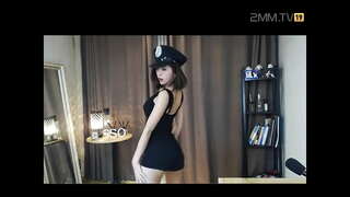 Yi Suwan uniporme hot Dance