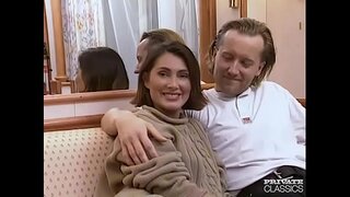 Élégance dam ki gen matirite Gina