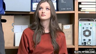 LP अधिकारी श्वानसन मारणे Kenzy Ryans घट्ट योनी romping तिच्या चेंडूत खोल!