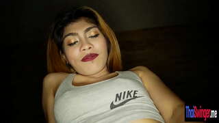 Ȯ�我们记录我们匆匆的去他妈的他告诉她，泰国的妻子