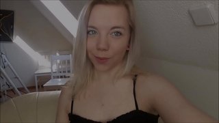 Tânărul este destul de futut si stropit