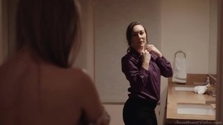 ���තා ෂඩ් ගැහැණු හමු පසු වෙන්වීමේ හා ආදරය දෙන්නේ