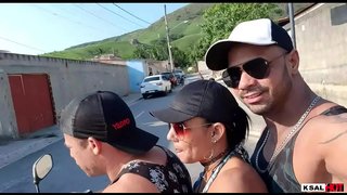 Aankoms terug by die huis na&#039;n baie vet , so ek het gevra vir die pons vir die firma op jou gat warm